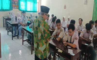 Semangat Menuju Sekolah Islami dan Unggul : Asesmen Akhir ISMUBA di Smuhi Berjalan Tertib